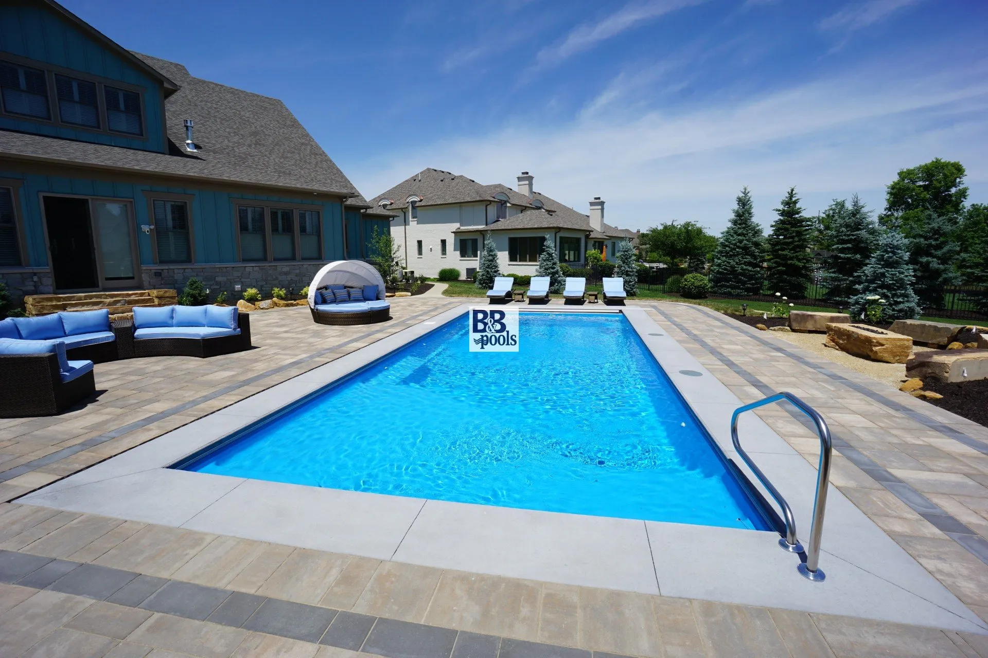 Aspen+Fiberglass+Pool++(1)-1920w
