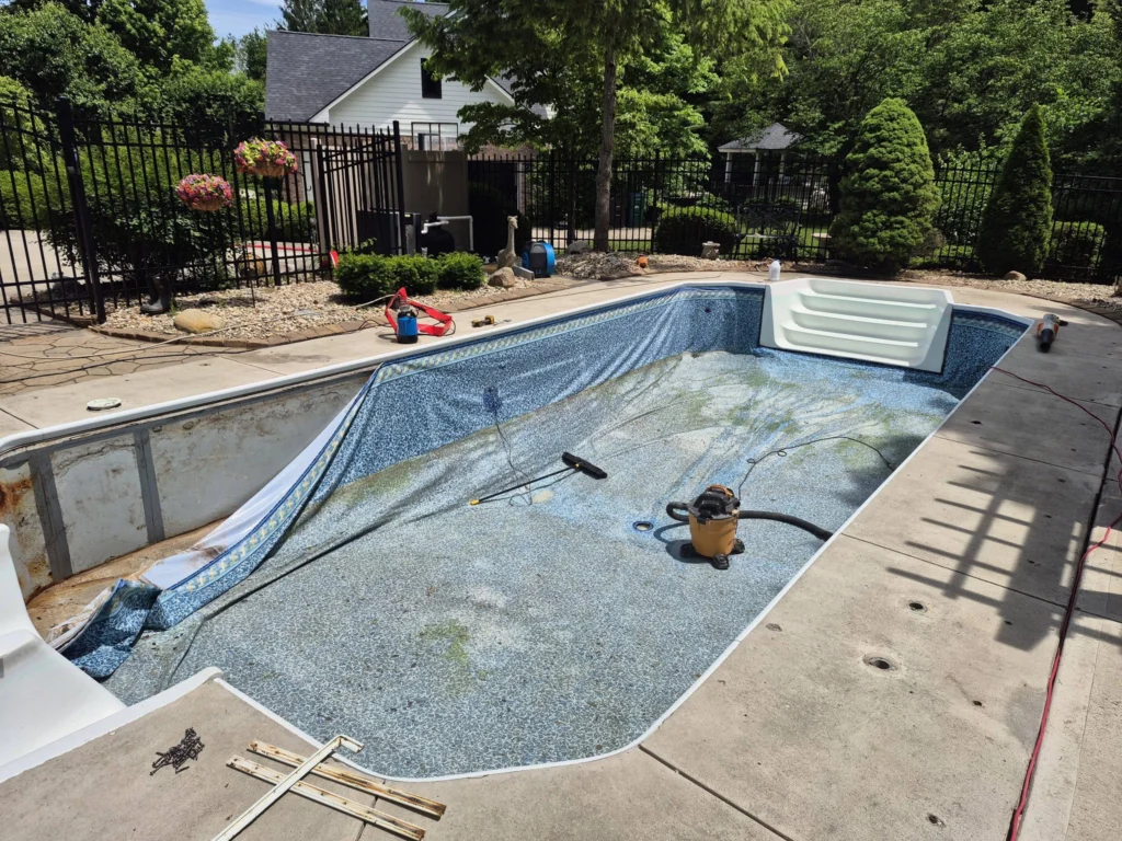 Pool Liner Before Replacement